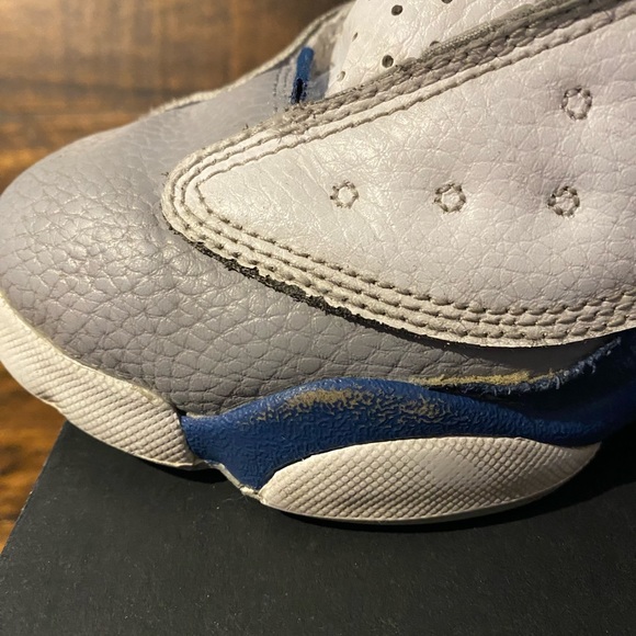 Air Jordan 13 Retro- Preschool size 1Y (US) with pack of laces - Picture 3 of 16